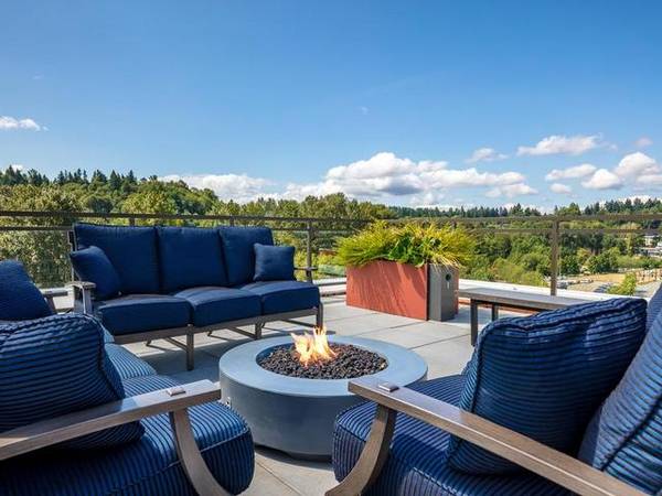 $1,845 / 1br - 610ft2 - Stop Scrolling - Your New Home has Up to 4 Weeks Rent Free!! (Bothell, WA)63874302917121123