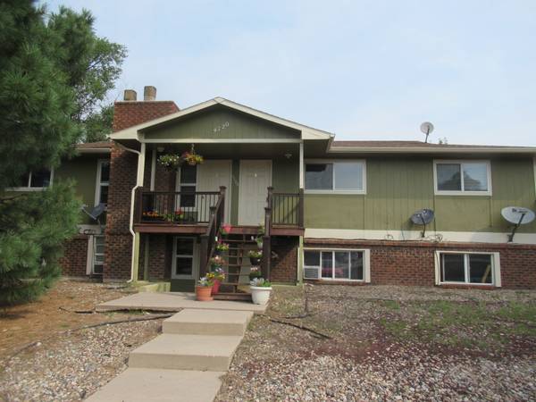 $1,095 / 2br - 837ft2 - 4720 Scenic Circle Unidad # 4 (Colorado Springs)63687049810947120