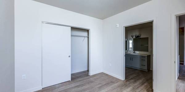 $1,415 / 2br - Smoke-Free Community, In Unit Washer and Dryer, 2 bedroom (5100 W 1st Ave, Sun Valley, NV)63682291996163121