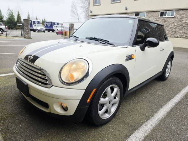 2010 MINI Hardtop 1