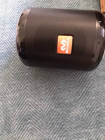 Chargable speaker 1