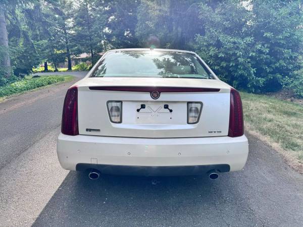 2005 Cadillac STS - Financing Available! - $5900.00 (Puyallup WA)63623493882881123