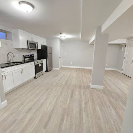 $2,000 / 1br - New Built 1 BedRm 1BathRm Washer &Dryer Stroud Ave Apt B Staten Island (Staten Island NY)64033292917891124