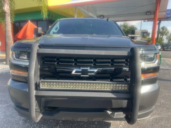 2018 Chevrolet Silverado 1500 Chevy - Photo 2