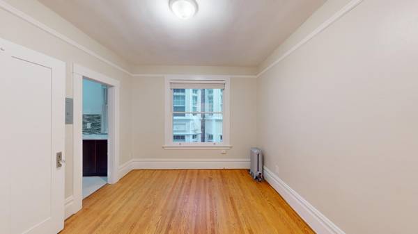 $1,745 / 285ft2 - Prime Living: Modern and Spacious Studio! Unit #204 (downtown / civic / van ness)63667941874049120