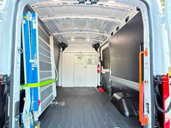 2019 Ford Transit 250 3dr - Photo 11