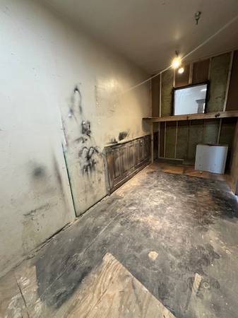 $1500.00 / 1br - 779ft2 - Retail Shop63833986239105121