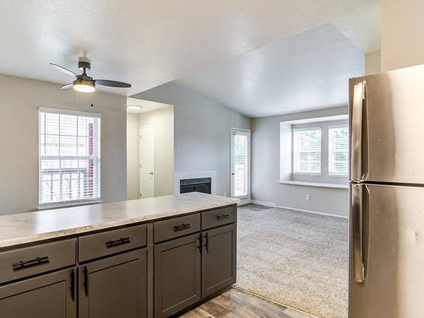 $1,849 / 2br - 975ft2 - Playground, Private Patio / Balcony, Individual Climate Control (Cascade Park)63956649643395120
