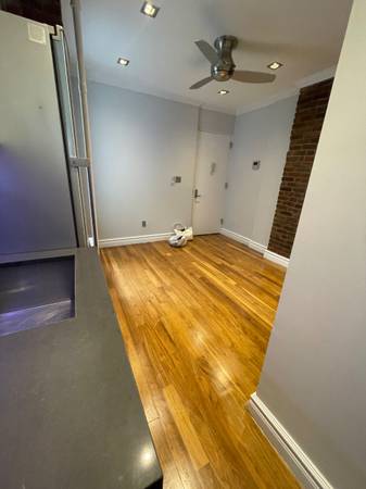 $6,995 / 3br - No Fee 3 Bed 1 bath E 13 street prime EV spacious 929 724 - 0948 (East Village)63886653874945123