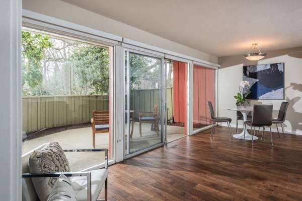 $4,675 / 2br - 1114ft2 - Gourmet Kitchen & Huge Patio – Bay Tree, Two Blocks to Shops! (los gatos)63686085724929123