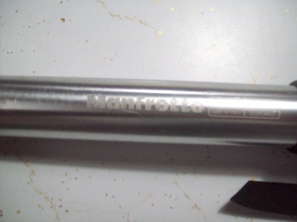 Manfrotto Monopod 681 and Tripod Head 322RC2 - $40 (Wayland)63471139980675122