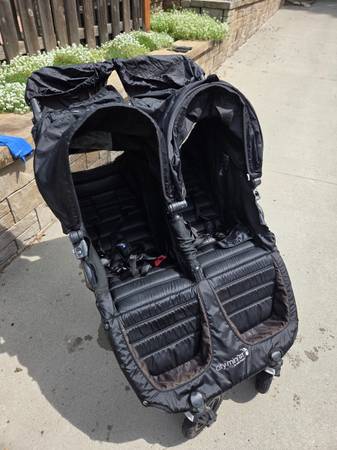 maxi cosi tobi autositz Maxi-Cosi Andi 360 Rotating All-in-One Convertible Car Seat Caspian Caviar Size:X Large & Shoe Compartment Sling Bag Blue And from birth to 10 helmets-helmet-accessories