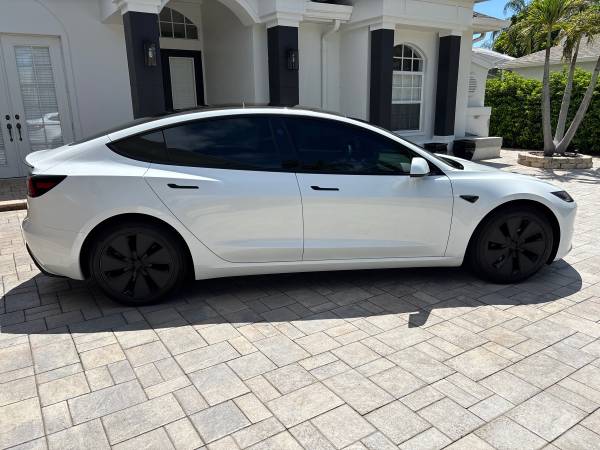 Tesla Model 3 - $35,500 (Palm Harbor)63443162033921123