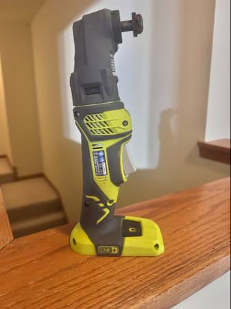 Ryobi Multitool (For Parts) 1