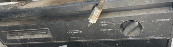 Kenmore Ultra Wash III with multiple settings. Needs cleaning.   Kenmo 1