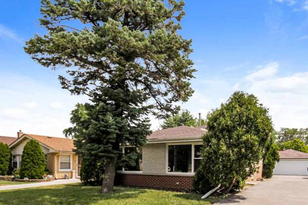 Spacious 3BR/2BA 1
