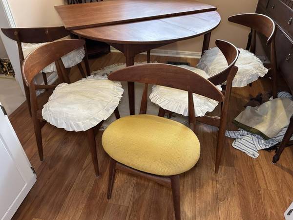 Teak Dining Chairs 1