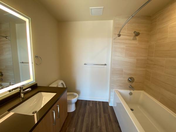 $3,296 / 2br - 870ft2 - 🍂 Live Smart, Live Cozy – 2 Bed/2 Bath at The Carson! (Portland)63820739100929124