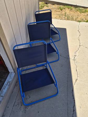 3 beach chairs 1