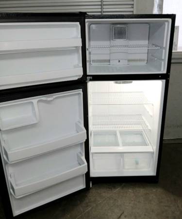 Hotpoint Top Mount Freezer Refrigerator Fridge 1