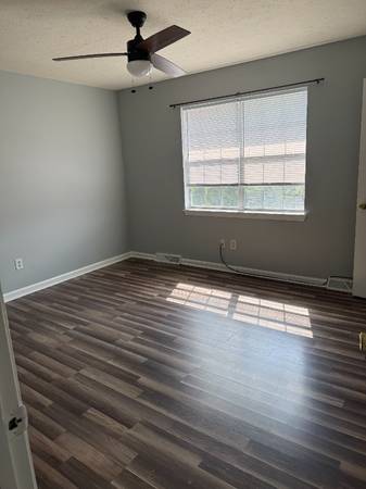 $1125.00 / 2br - 948ft2 - Charming 2 Bed Townhouse in Lynchburg | $1125/mo | Available now63851969848577124