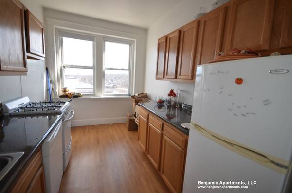 $2,200 / 1br - SIN COMISIÓN. Brighton 1 dormitorio con calefacción y agua caliente incluidas. Disponible 9/163809989329155121