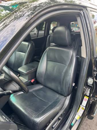 2012 Toyota Highlander fully loaded - $6,45063654722482307124