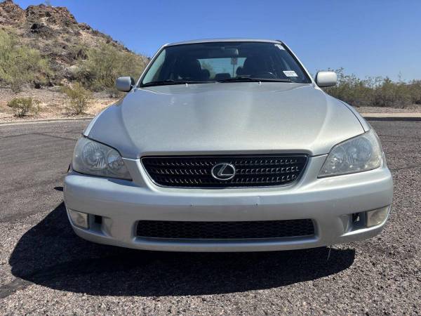 2002 Lexus IS 300 JCE10/JCE10L - $7,900 (+ Legend Autos LLC)63612925355651122