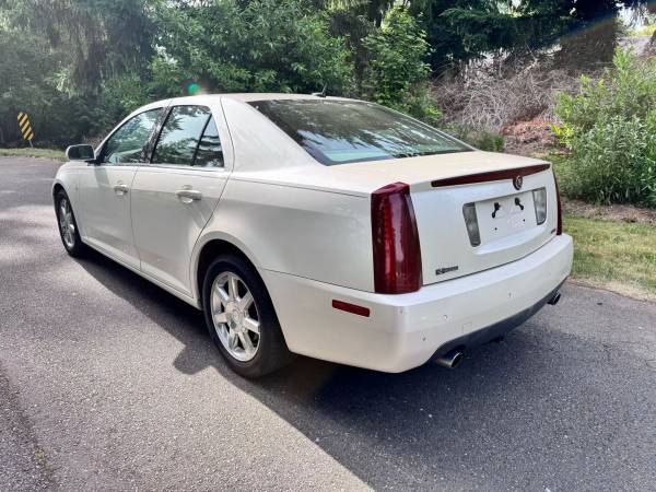 2005 Cadillac STS - Financing Available! - $5900.00 (Puyallup WA)63623493882881122