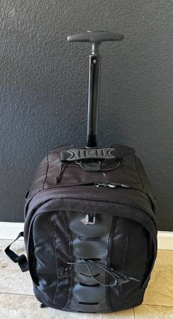 Lowepro Rolling CompuTrekker AW 1