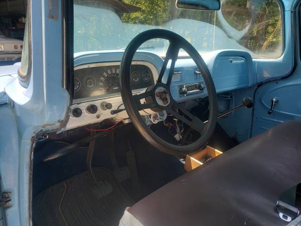 1963 chevy c20 flatbed - $15,000 (santa rosa)63654703871491124