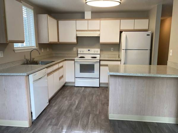 $2,003 / 3br - 1130ft2 - ¡Cocina bien equipada! ¡Incluye lavavajillas! Twin Creeks (Clackamas - Cerca del centro comercial Clackamas Town Center)63820883007233122