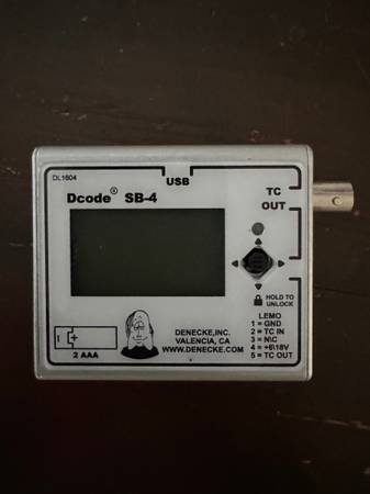 DENECKE SB-4 sync box 1