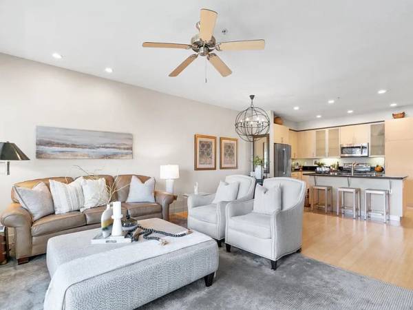 $218 / 3br - 1472ft2 - Enjoy easy access to all that makes Santa Cruz special (Santa Cruz)63880016351235120