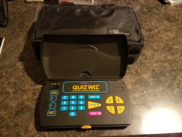 Tiger Quiz Wiz Electronic Question & Answer Game with 6 Cartridges 1
