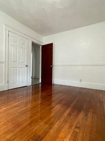 $1.350 / 160 pies² - ~~~1 HABITACIÓN EN ALQUILER~~~ (Allston)63348490515457121