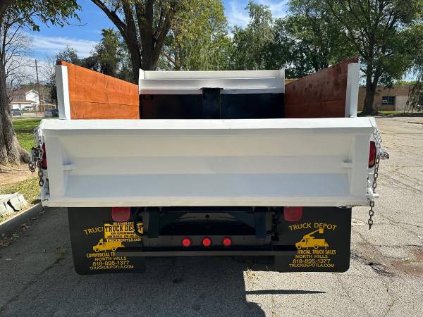 1998 GMC Sierra 3500 Gravel - Photo 9