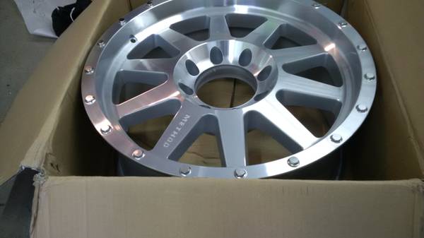 Method Race Wheels 301 The Standard - 20x9 / 8x6.5 / (5) New in box 1