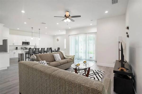 $294 / 3br - Furnished beautiful 3bd, 2.5ba suitable for vac and home (Tampa bay)63991224443010121
