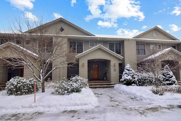 $300 / 4br - 3000ft2 - Spacious Family Home, Slope & Notch Views, Guest-Loved Kitchen, Firepl (Carroll, NH)63931924816258120