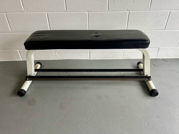 Standard Exercise Bench 1