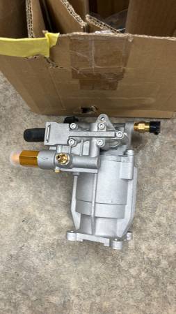 PRESSURE WASHER PUMP    3400PSI 2.5 GPM  NEW 1