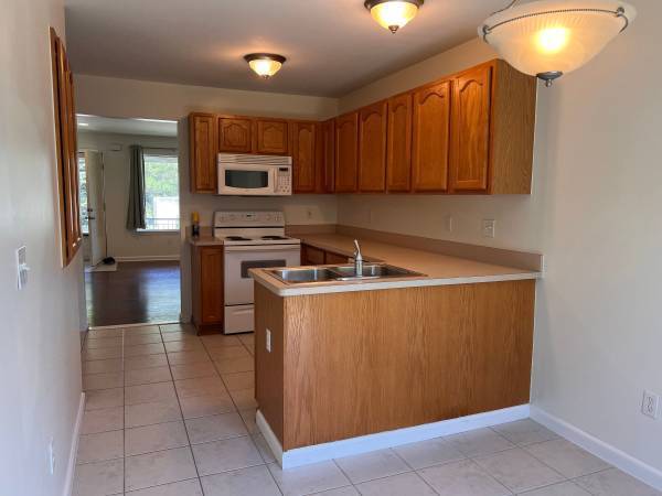 1 bd 1 bath updated apartment 1