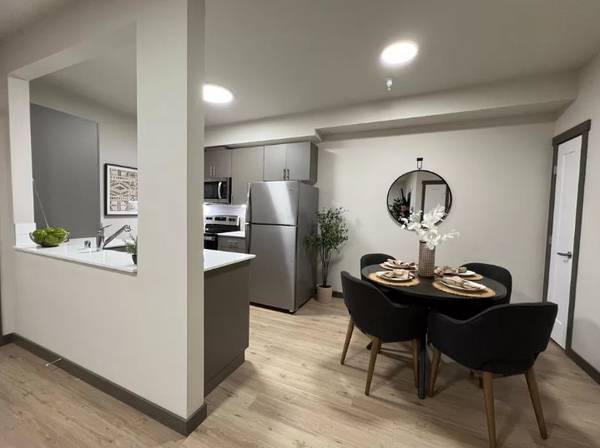 $1,558 / 608ft2 - Tour Today, Clubhouse, Balconies/ Patios, Community Barbecues (Port Orchard)63995108911235121