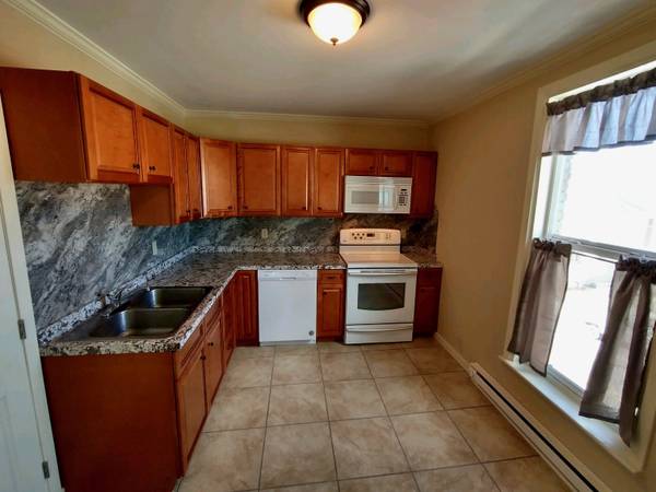 Beautiful 1 Bdr Apartment Close to Tech 1