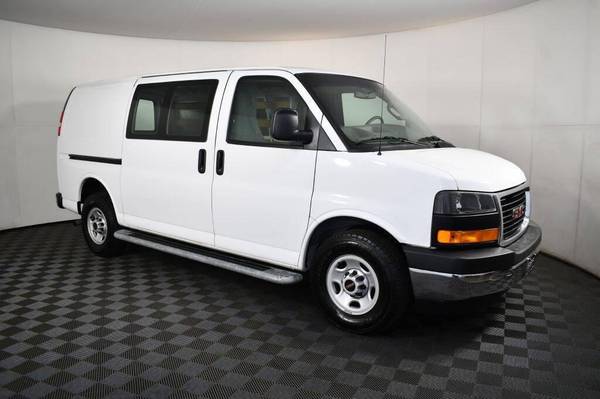 2017 GMC Savana 2500 Van de carga de 3 puertas - $22,999 (+ Silver Star Auto)63470762389505123