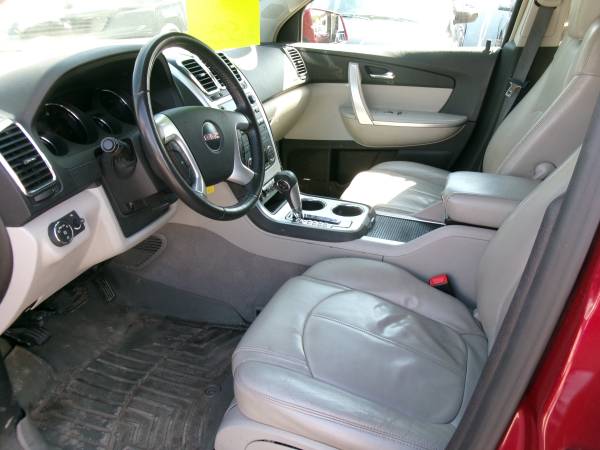 2008 GMC ACADIA SLT 3RD ROW SEAT - $4,595 (WAYNE     MI)63488230932737121