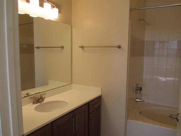 $1,799 / 2br - 1178ft2 - TGM Palm Aire 2x2 FREE Rent Special!63791129729027122