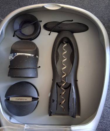 Velvet Wine Tool Kit 1