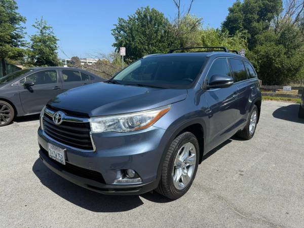 2015 Toyota Highlander - Financing Available! 1